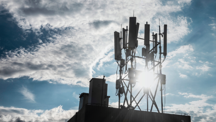 11-4G versus 5G-12