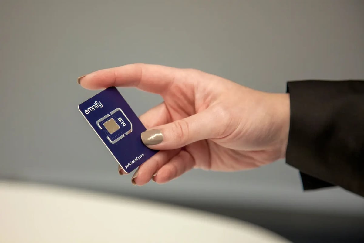 Feature image for How+to+Choose+an+IoT+SIM+Provider