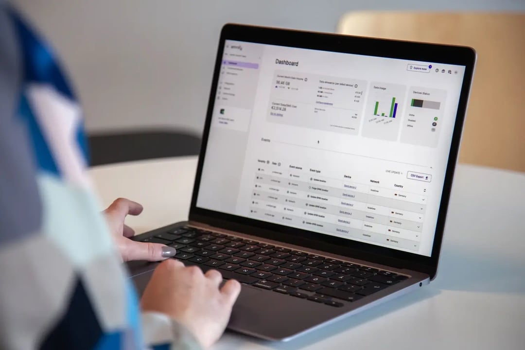 emnify-portal-laptop2