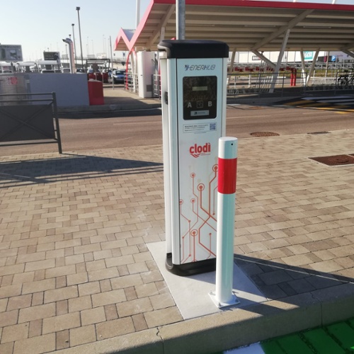 Enerhub charging station