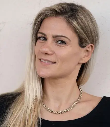 Image of Sara Debevec